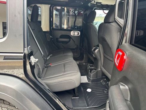 Used 2021 Jeep Wrangler Unlimited Sport AWD/4WD image 43