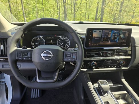 New 2026 Nissan Pathfinder SV AWD/4WD image 11