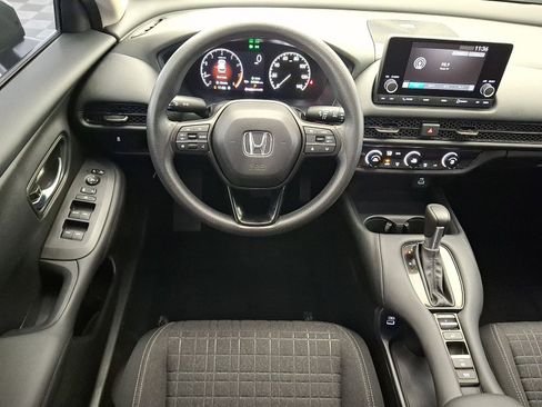 Used 2023 Honda HR-V LX image 12