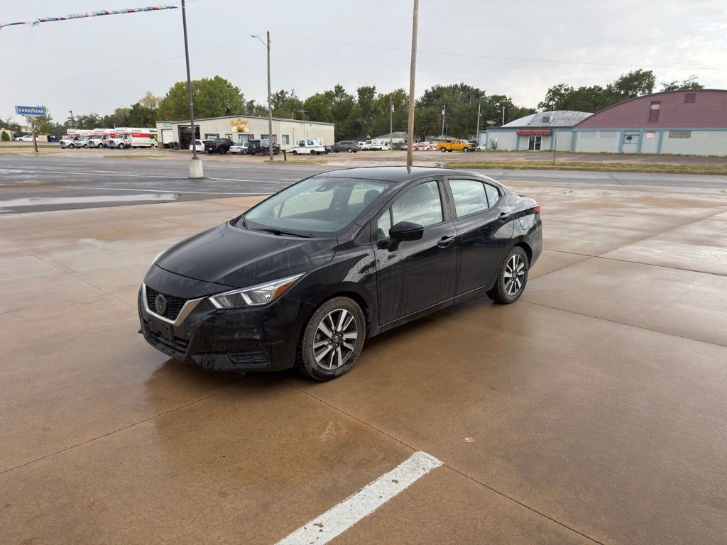 Used 2021 Nissan Versa SV FWD image 8
