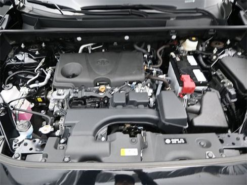 Used 2024 Toyota RAV4 XLE w/ Convenience Package image 19