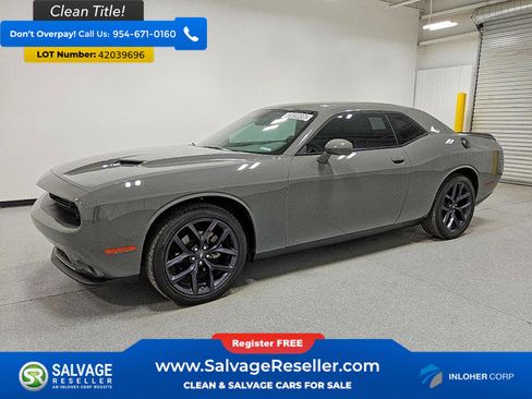 Used 2023 Dodge Challenger SXT w/ Blacktop Package image 1