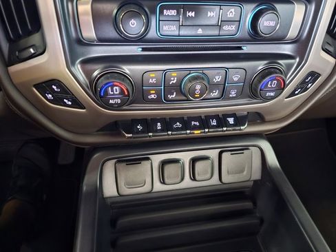 Used 2017 GMC Sierra 2500 Denali w/ Duramax Plus Package image 31