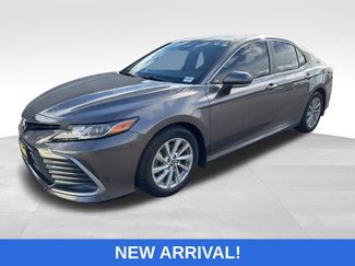 Used 2021 Toyota Camry LE w/ Cold Weather Package 360° Tour