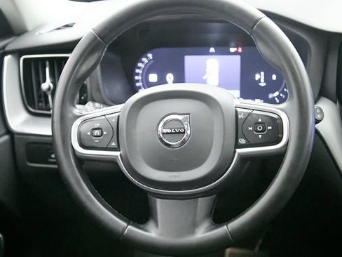 Certified 2023 Volvo XC60 B5 Core AWD/4WD image 26