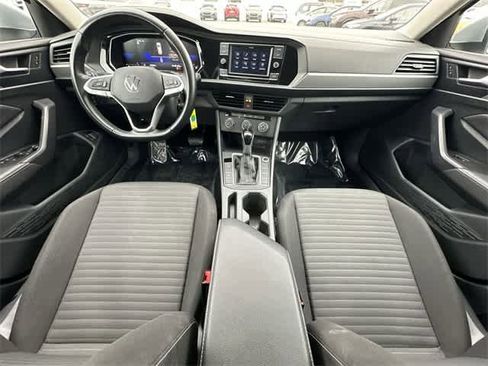 Used 2024 Volkswagen Jetta S image 17