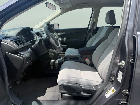 Used 2015 Honda CR-V LX image 9