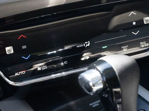 Certified 2022 Honda HR-V EX image 25