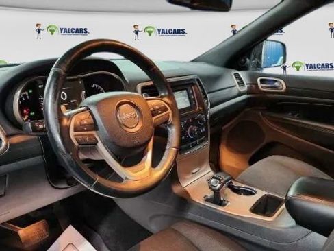 Used 2015 Jeep Grand Cherokee Laredo w/ Quick Order Package 23E image 9