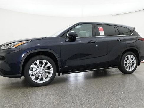 New 2026 Toyota Highlander Limited image 77
