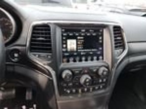 Used 2018 Jeep Grand Cherokee Overland image 6