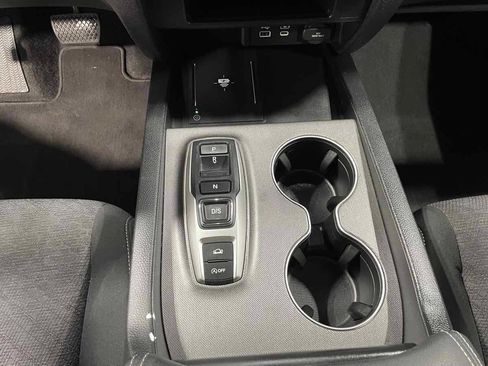 Used 2024 Honda Ridgeline Sport image 13