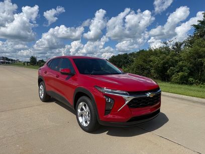 New 2026 Chevrolet Trax LS w/ LS Convenience Package