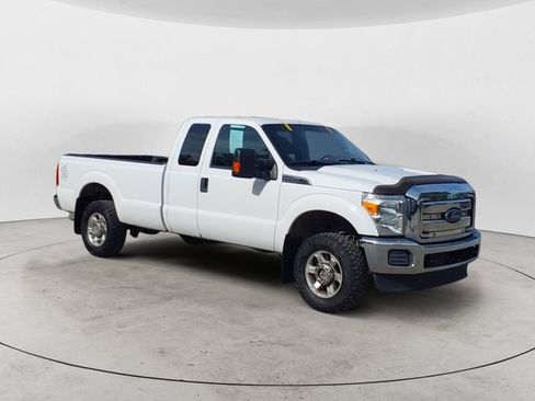 Used 2015 Ford F250 XLT w/ Camper Package AWD/4WD image 7