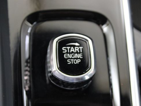 Used 2024 Volvo S60 B5 Plus AWD/4WD image 12