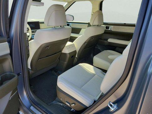 New 2025 Hyundai Santa Fe Calligraphy image 9