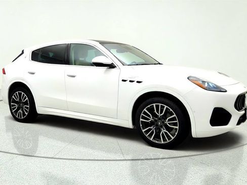 Used 2023 Maserati Grecale GT AWD/4WD image 3