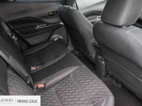 Used 2022 Nissan Kicks S image 13