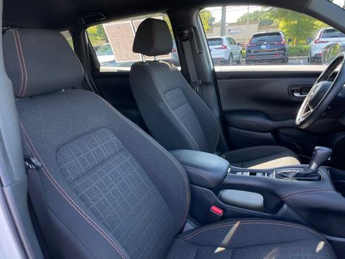 Used 2026 Honda HR-V Sport image 32