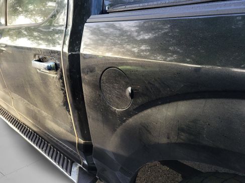 Used 2018 Ford F150 XLT w/ Equipment Group 302A Luxury image 25