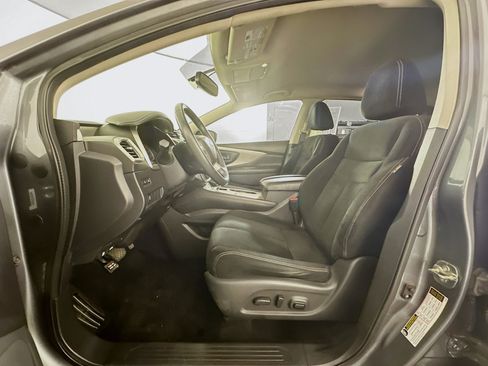 Used 2018 Nissan Murano SV FWD image 13