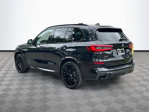 Used 2022 BMW X5 M50i w/ Premium Package image 5