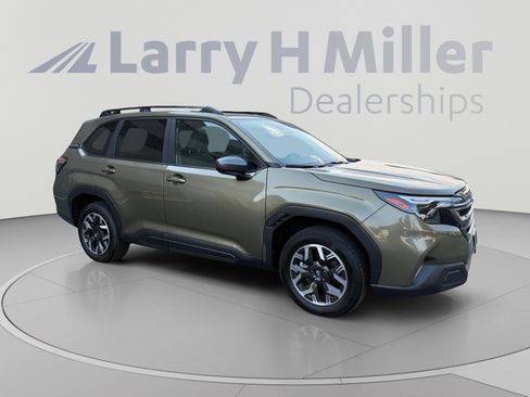 Used 2026 Subaru Forester Premium AWD/4WD image 7