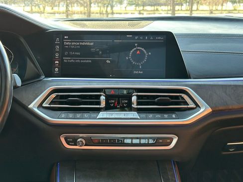 Used 2019 BMW X5 xDrive50i w/ M Sport Package image 20