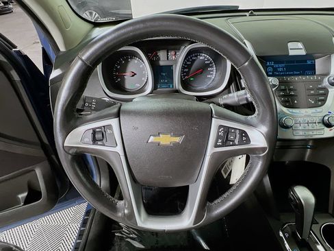 Used 2011 Chevrolet Equinox LT w/ Driver Convenience Package FWD image 10