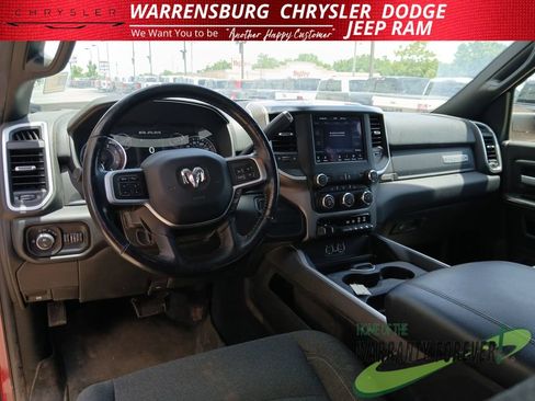 Used 2019 RAM 2500 Big Horn w/ Night Edition AWD/4WD image 14