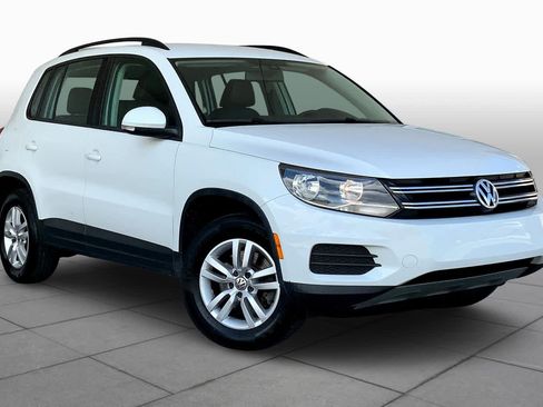 Used 2016 Volkswagen Tiguan S FWD image 2