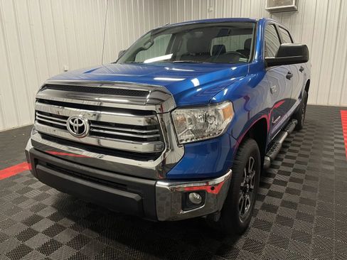 Used 2016 Toyota Tundra SR5 w/ TRD Off Road Package image 10