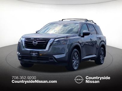 Used 2025 Nissan Pathfinder SV w/ SV Premium Package