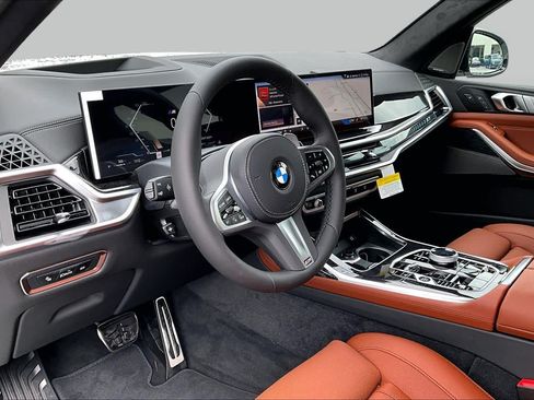 New 2027 BMW X7 xDrive40i w/ Executive Package AWD/4WD image 8