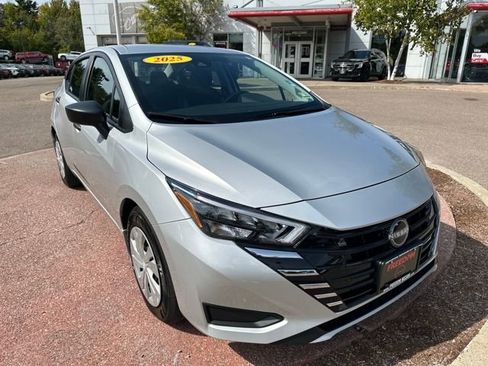 Used 2025 Nissan Versa S w/ Trunk Package image 7