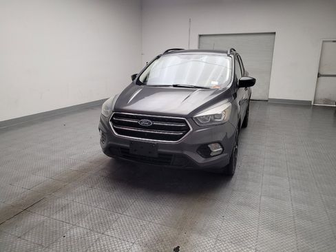 Used 2017 Ford Escape SE w/ SE Sport Appearance Package FWD image 15