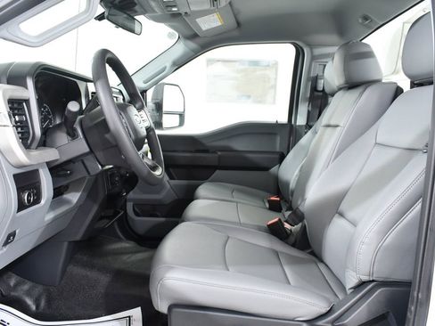 New 2026 Ford F550 4x4 Regular Cab Super Duty image 6