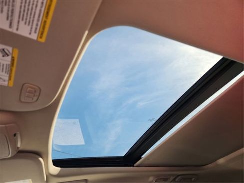 Used 2022 Ford Expedition Max Limited image 19