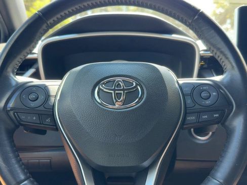 Used 2021 Toyota Corolla SE FWD image 18