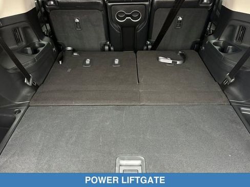 Certified 2024 Honda Pilot Touring image 19