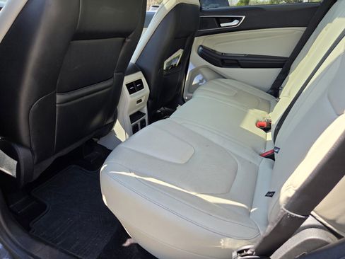 Used 2016 Ford Edge Titanium w/ Equipment Group 302A image 10