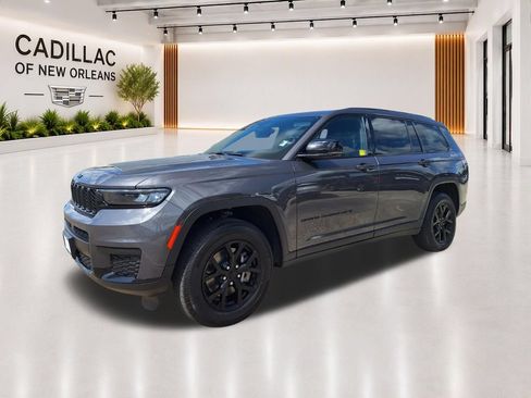 Used 2024 Jeep Grand Cherokee L Laredo AWD/4WD image 8