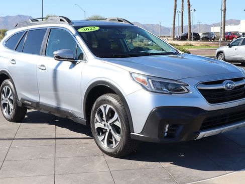 Used 2022 Subaru Outback Limited XT w/ Tech Package 2 image 3