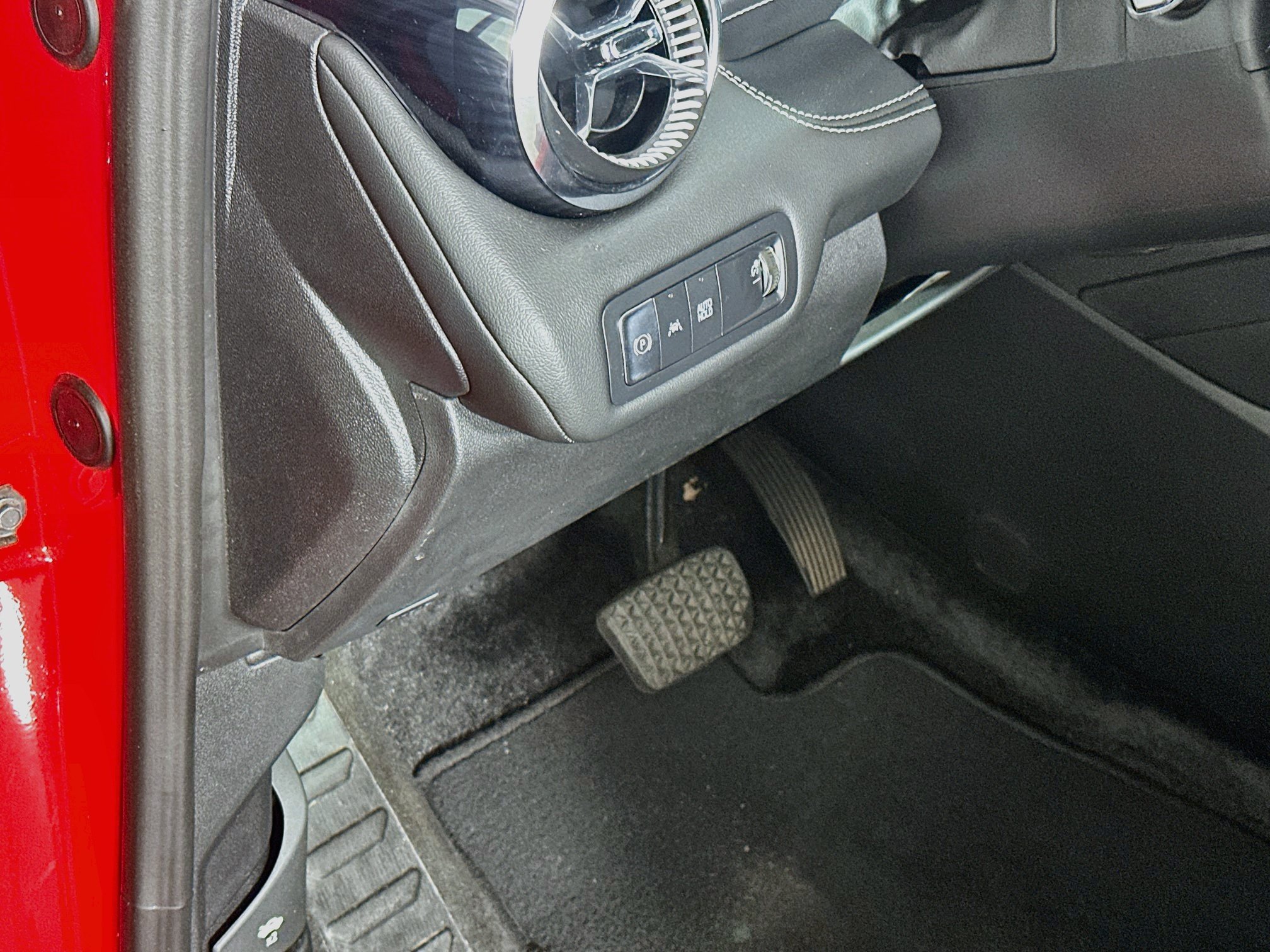 Used 2024 Chevrolet Blazer EV LT AWD/4WD image 17
