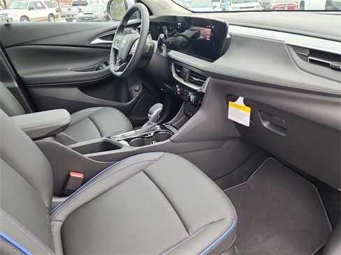 New 2026 Buick Encore GX Sport Touring image 17