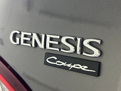 Used 2013 Hyundai Genesis 3.8 image 36