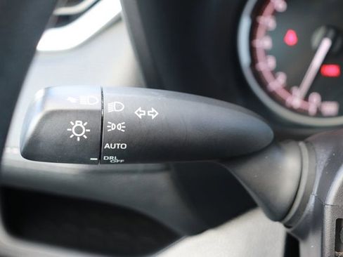 Used 2025 Toyota RAV4 XLE image 23