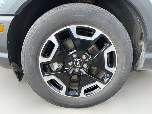 Used 2023 Ford Bronco Sport Outer Banks w/ Tech Package AWD/4WD image 34