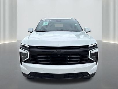 Used 2025 Chevrolet Suburban LT