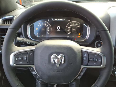 New 2026 RAM 1500 Big Horn AWD/4WD image 30